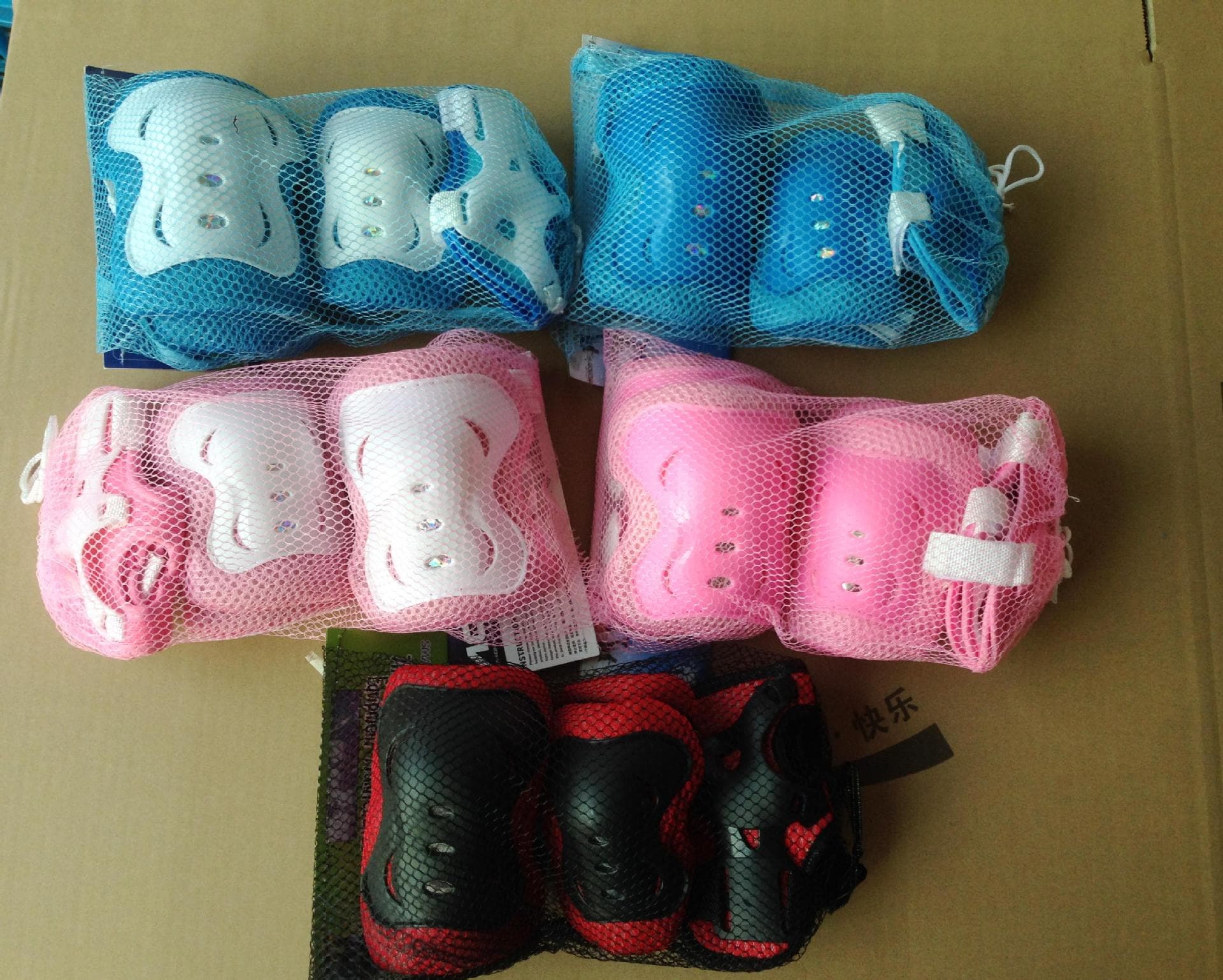 Children's roller skating protective gear 6-Piece Set balance car thickened butterfly protective gear scooter skates Sports combination protective