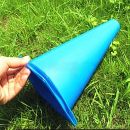 23cm Square Bottom Sign Bucket Football Training Obstacle Sign Cone Auxiliary Training Sign Cone Cone Ice Cream Bucket thumbnail 4